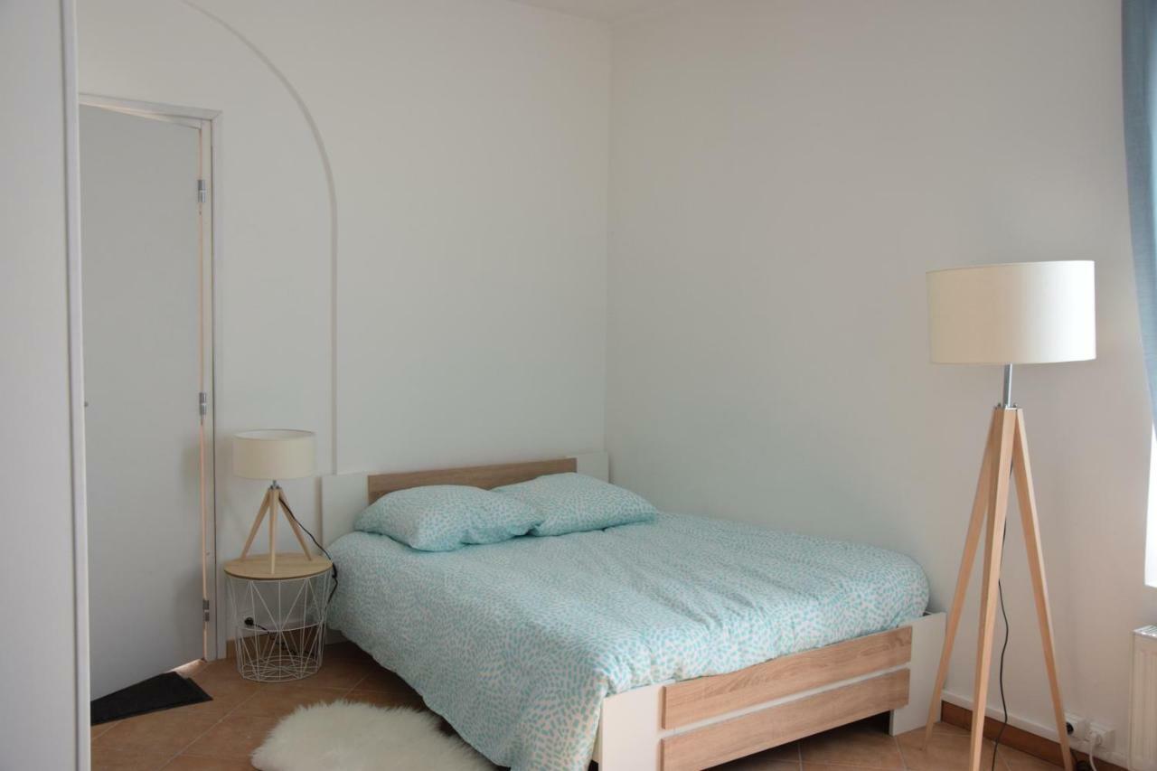 Joli Studio Plein Centre De Milly La Foret المظهر الخارجي الصورة